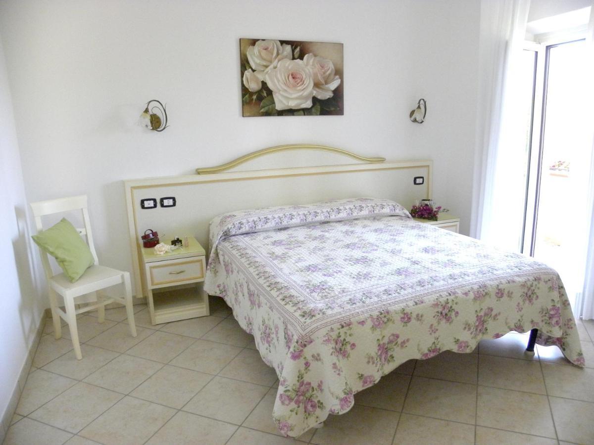 Comfortable Apartment In Maratea With Sea View 95 M² + Parking Экстерьер фото