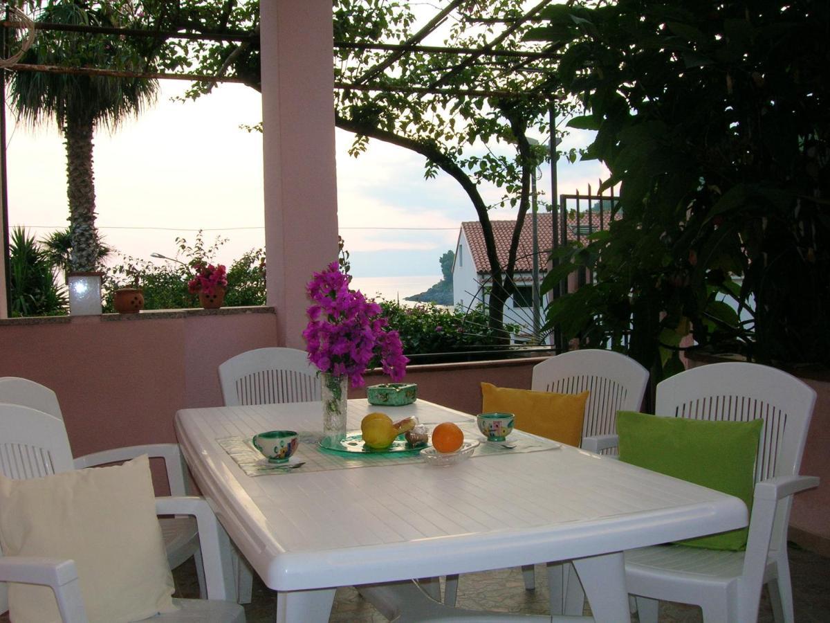 Comfortable Apartment In Maratea With Sea View 95 M² + Parking Экстерьер фото