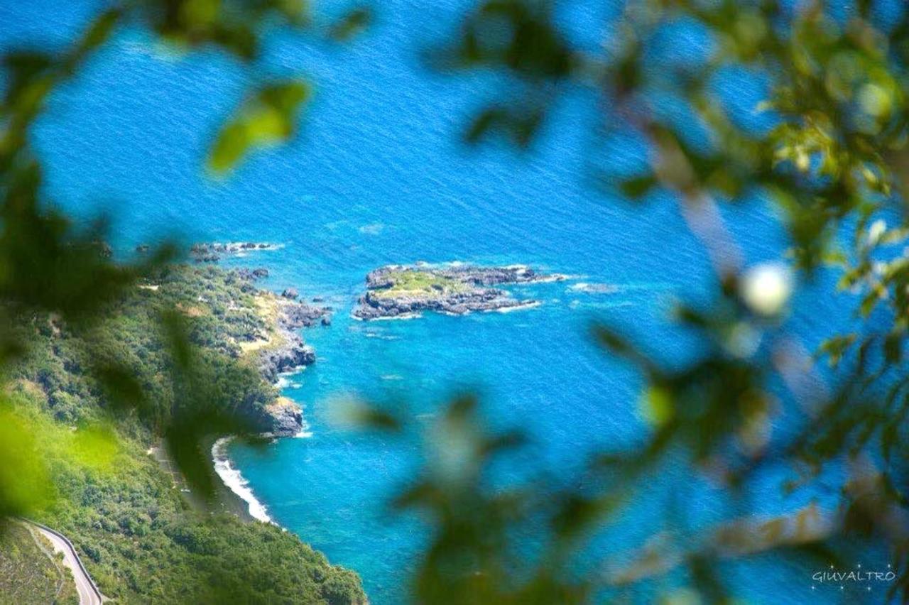 Comfortable Apartment In Maratea With Sea View 95 M² + Parking Экстерьер фото