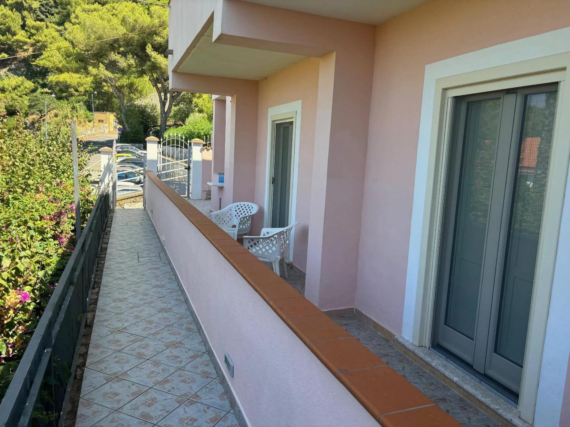 Comfortable Apartment In Maratea With Sea View 95 M² + Parking Экстерьер фото